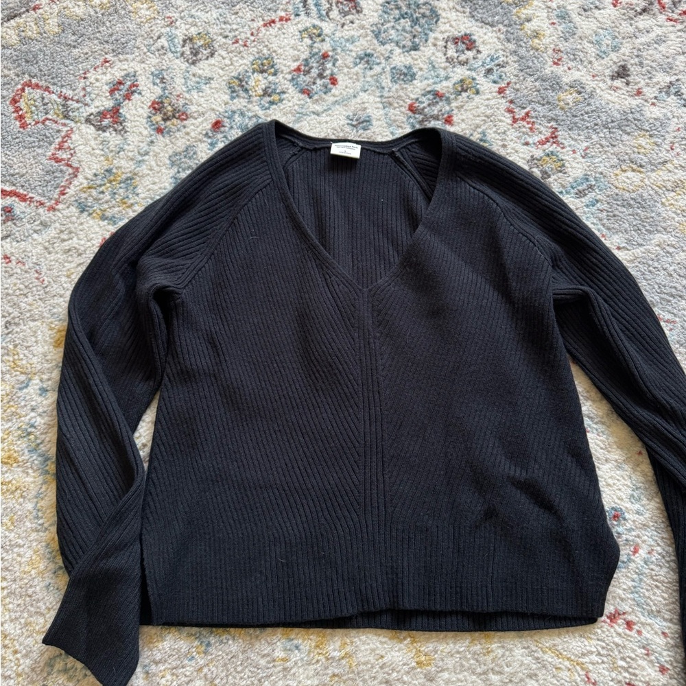Abercrombie Black V-Neck Ribbed Sweater